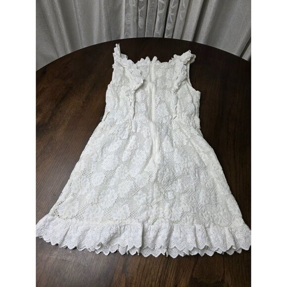 Simplee White Lace Embroidered Dress Size M - Picture 11 of 15